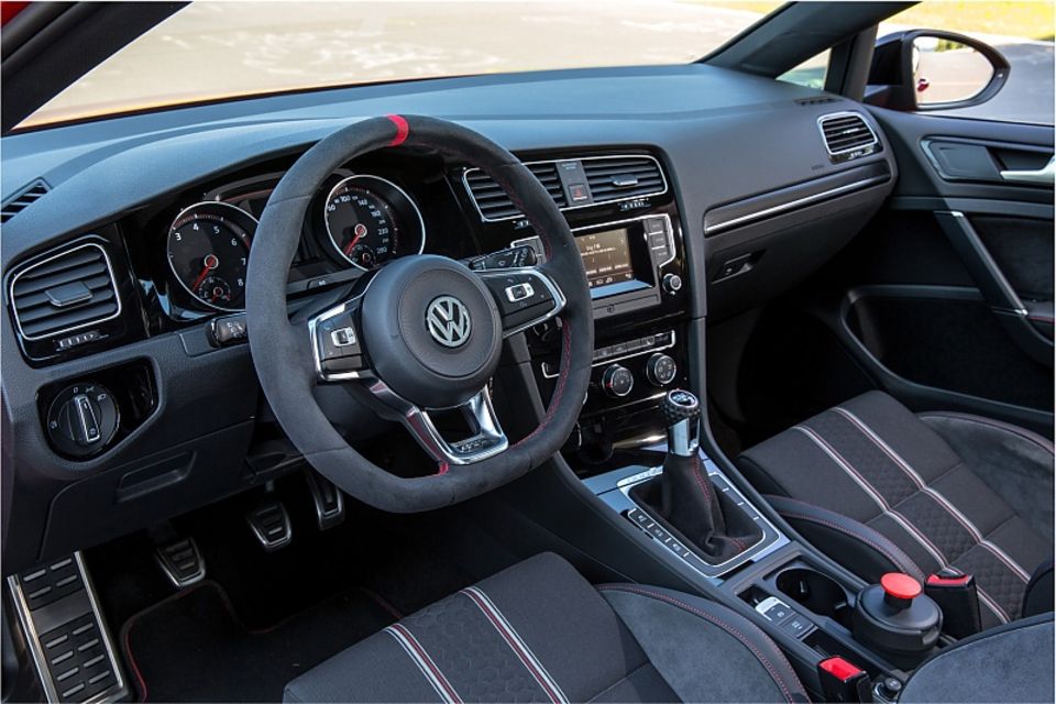 Der Sitzbezug-Lieferant "Car Trim" verweigerte die Herausgabe der Teile Der Sitzbezug-Lieferant "Car Trim" verweigerte die Herausgabe der Teile