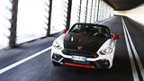 Der Fiat Abarth 124 Spider liegt gut auf der Straße