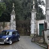 Der Classic Mini Four wiegt 820 Kilogramm