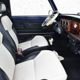 Die Rücklehnen lassen sich in die Waagrechte verstellen