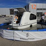 Der Sealander schwimmt seit Jahren beim Caravan Salon.