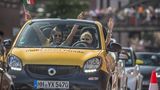 Der Smart-Times-Auto-Korso führte durch Hamburg