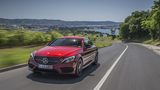 Nach 4,7 Sekunden erreicht das AMG C 43 Coupé Tempo 100.
