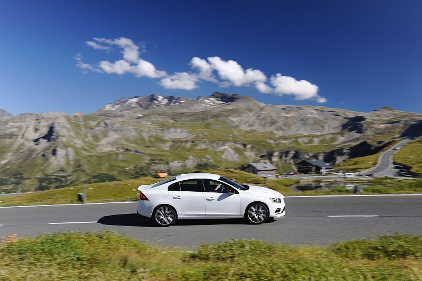 Der Volvo S60 Polestar ist 4,64 Meter lang