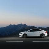 Mit den 20-Zoll-Walzen sieht der Schwede richtig verwegen aus