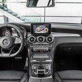 Das Cockpit des Mercedes AMG GLC 43 Coupé