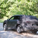 Volkswagen Midsize SUV USA - Front und Heck sind noch getarnt