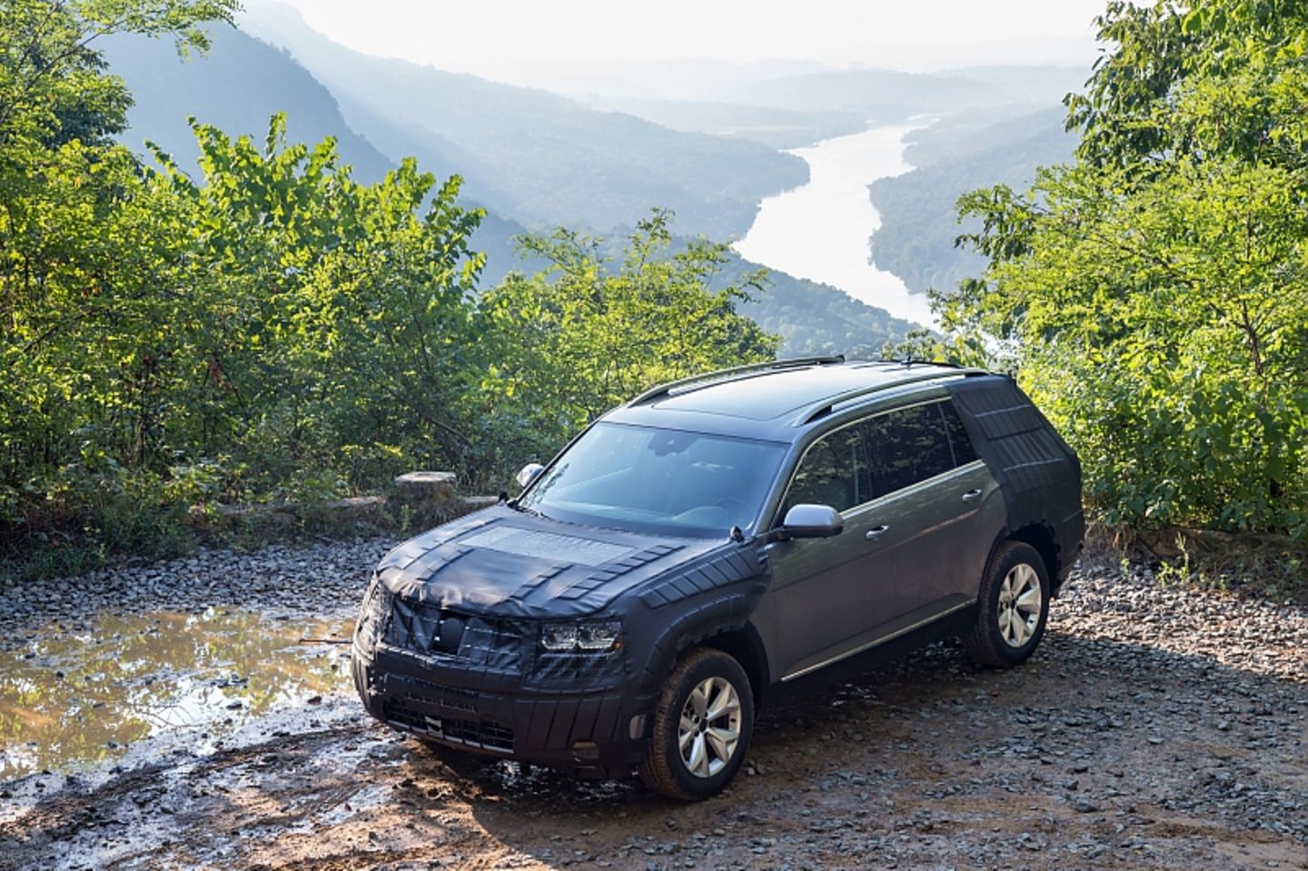 Volkswagen Midsize SUV USA - wird in Chattanooga produziert Volkswagen Midsize SUV USA - wird in Chattanooga produziert