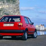 Der VW Golf syncro wiegt 1.070 Kilogramm.