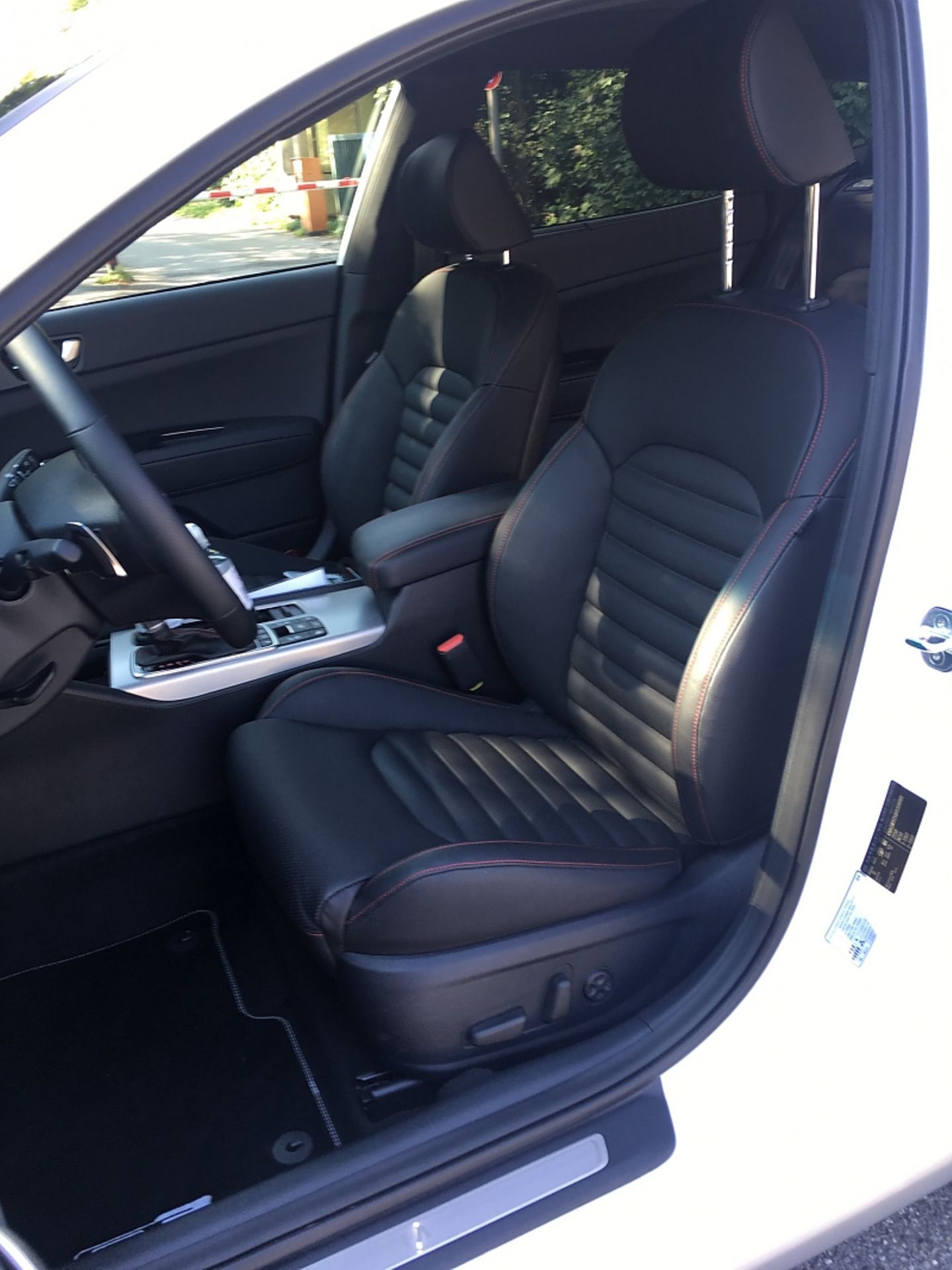 Der Innenraum des Kia Optima Plug In Hybrid