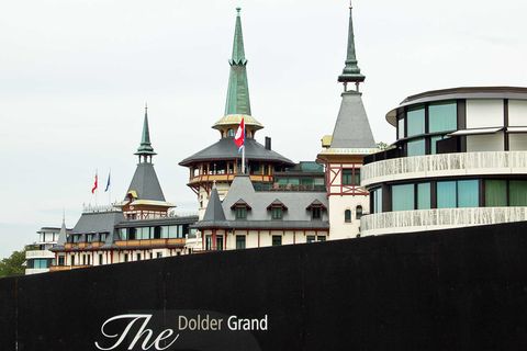 Eine Investition von 290 Millionen Euro: Jugendstil neben Avangarde-Architektur. Das Luxushotel Dolder Grand über den Dächern von Zürich.