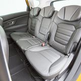 Der Fond des Renault Scenic TCe 130 mit den optionalen Komfortkopfstützen