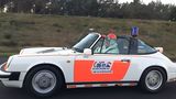 Auch heute macht eine Fahrt in einem Rijkspolitie Porsche noch Spaß.