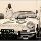 Die weißen Mäuse und ihr Porsche.