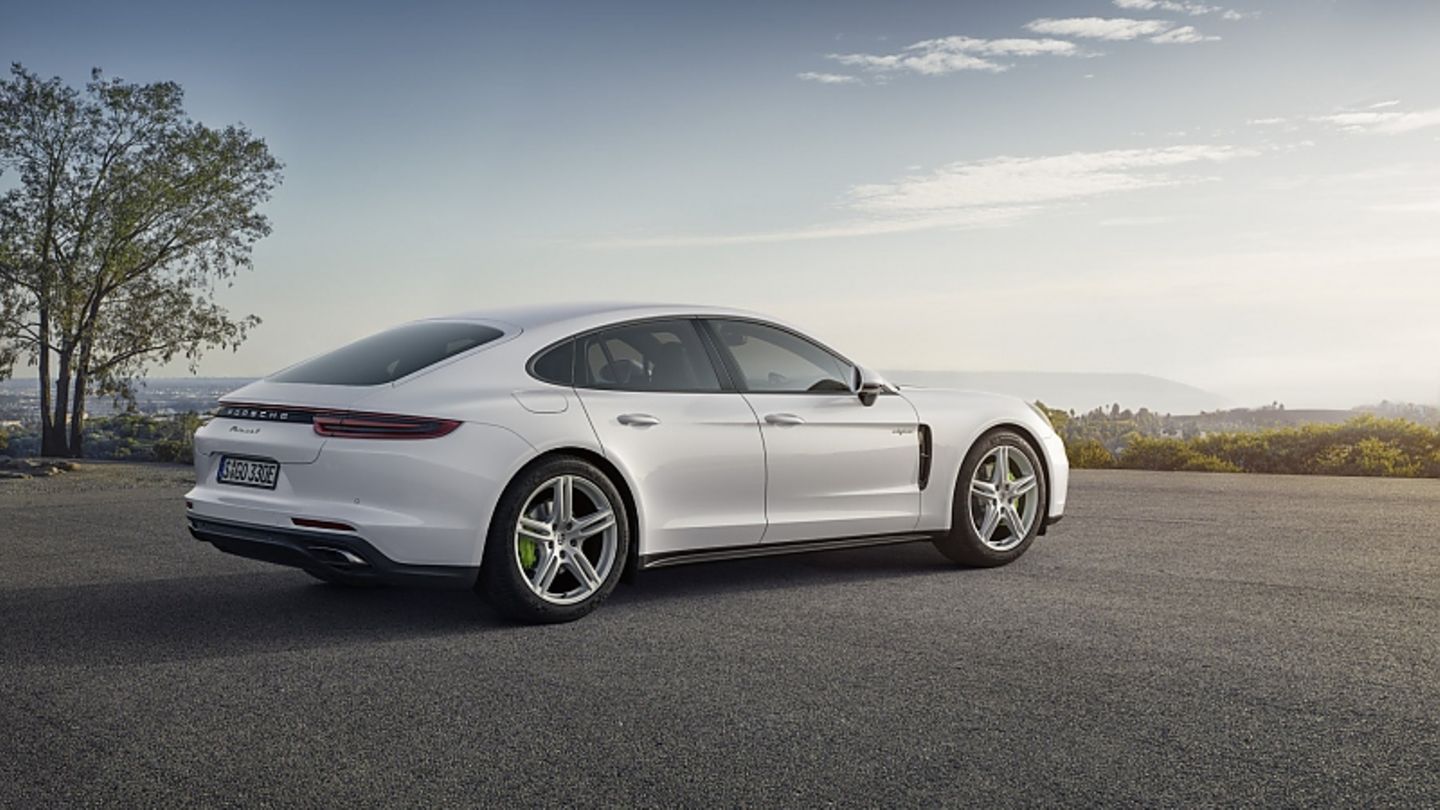 Porsche Panamera 4 E-Hybrid - obligatorisch mit Allradantrieb