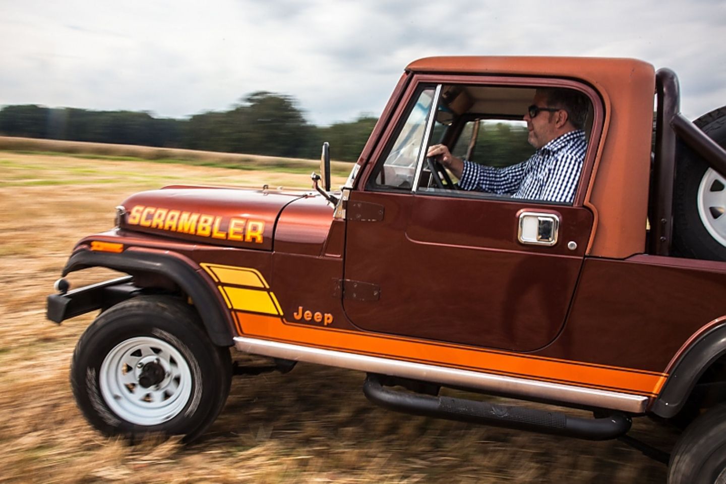 Jeep CJ-8 Scrambler