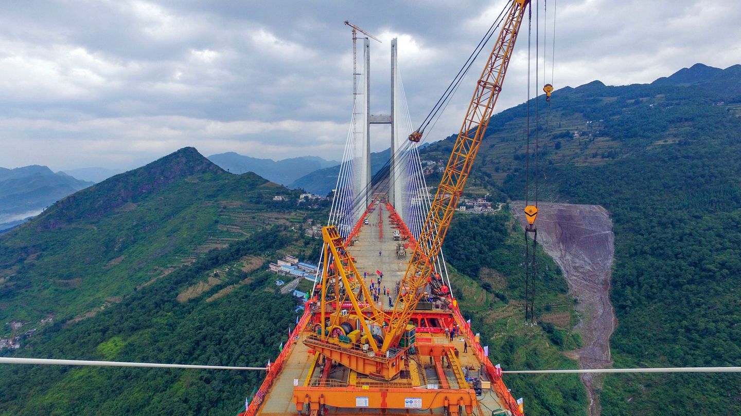 China Beipanjiang Brücke ist die höchste Brücke der Welt STERN.de