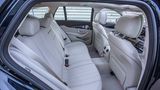 Mercedes E 250 T - viel Platz im Fond