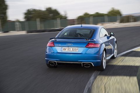 Audi TT RS - von hinten immer noch rundlich