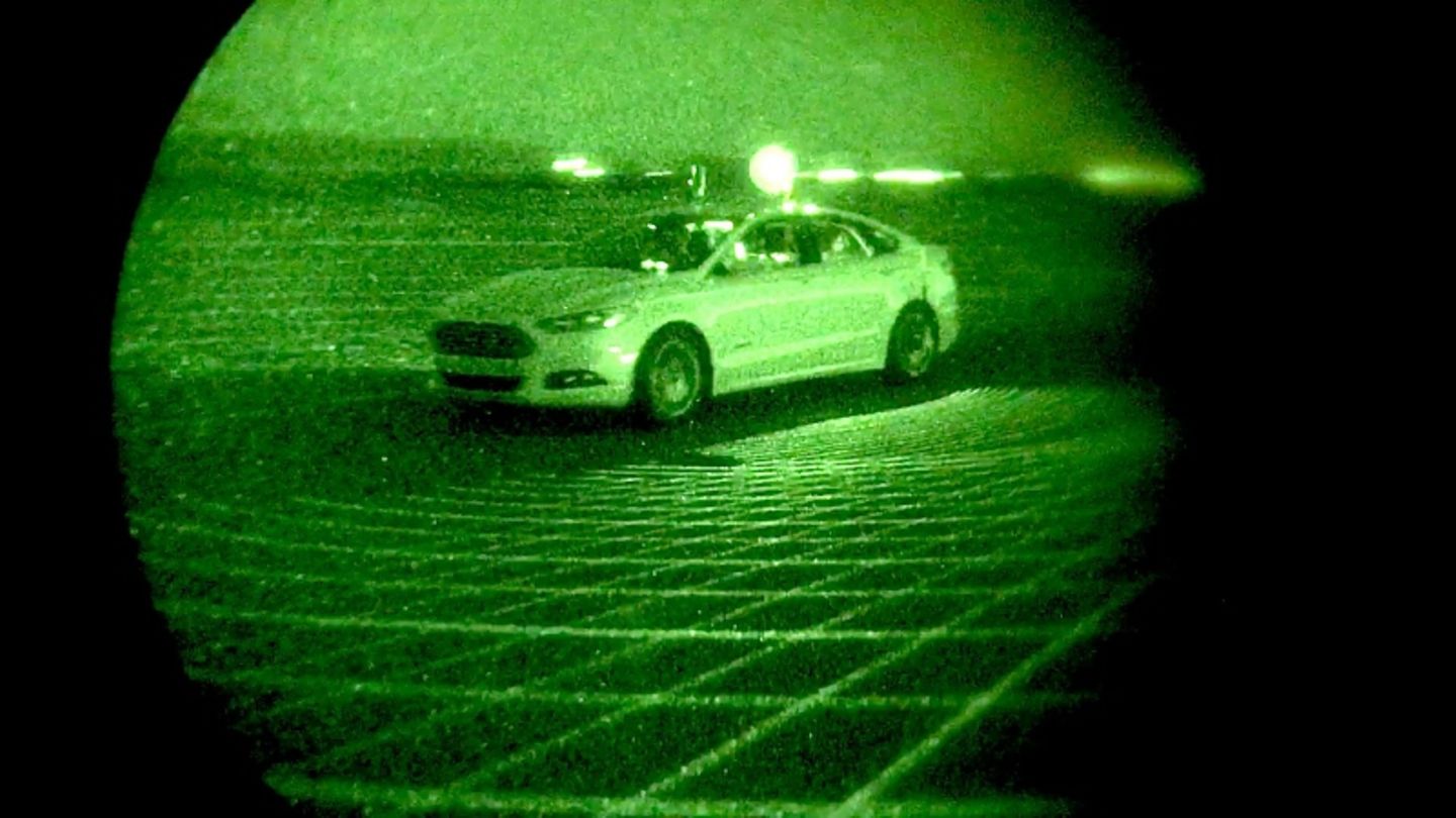 Natürlich muss das Autonome Fahren auch Nachts funktionieren