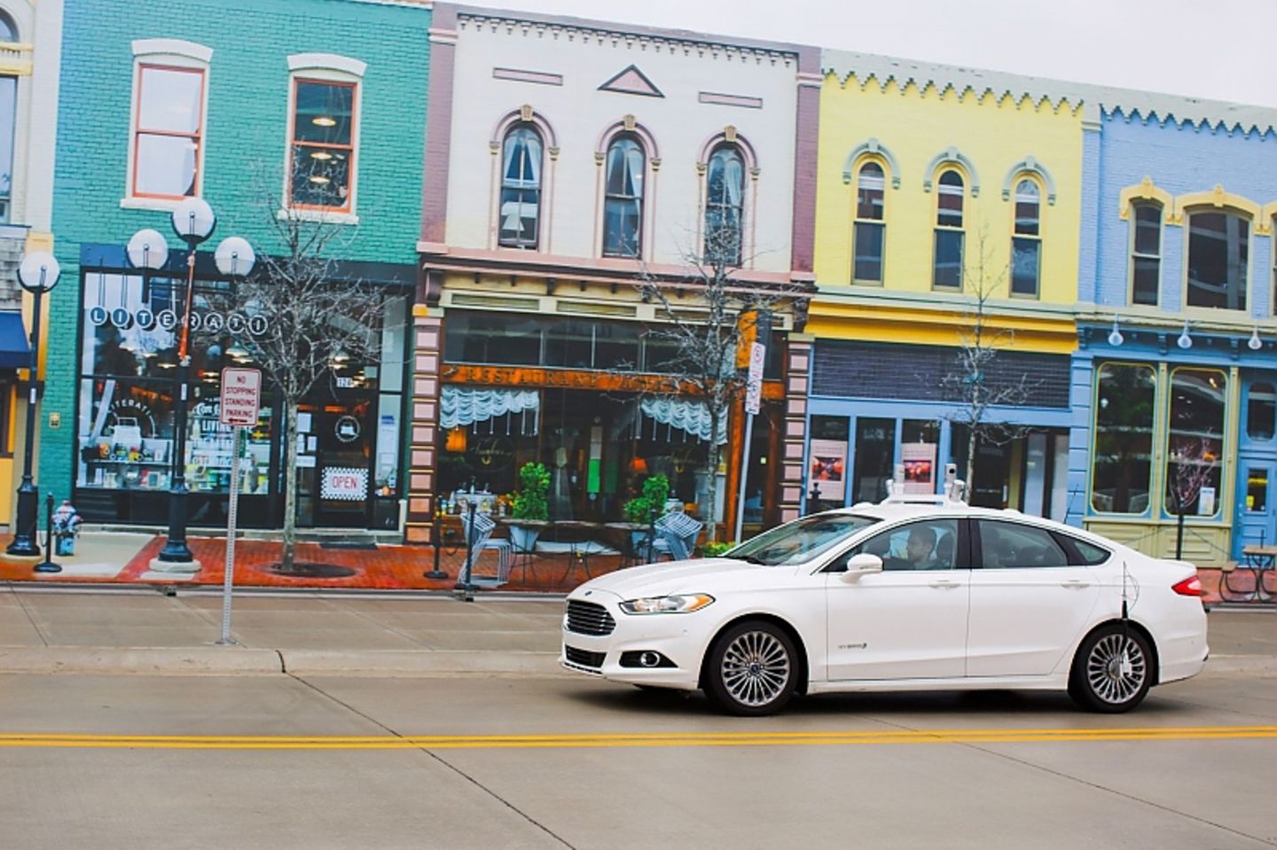 Ford will beim Autonomen Fahren keine Experimente wagen