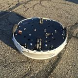 Die äußeren beiden Räder werden angetrieben