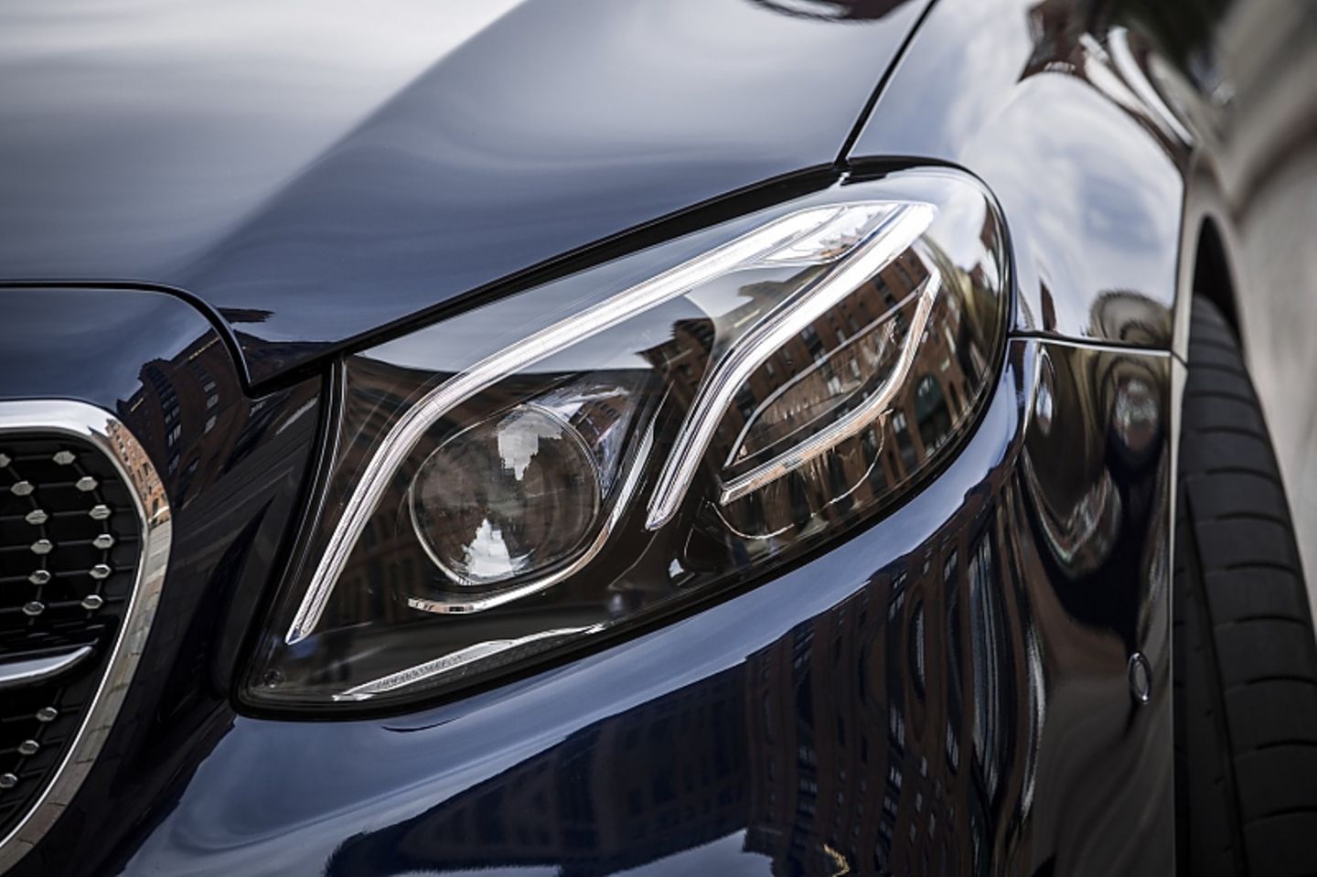 Mercedes AMG E 43 T - LED-Scheinwerfer sind Serie