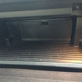 Hartplastik-Höhle: Das Handschuhfach des BMW X1