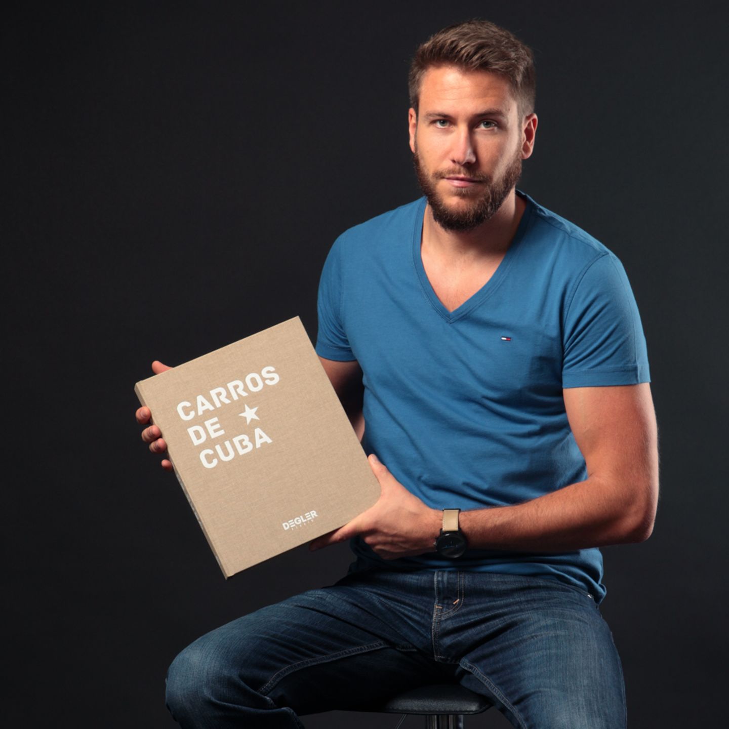Fotoband Carros de Cuba: Piotr Degler sammelte das Geld für sein Buch per Kickstarter ein. Hier können Sie das Buch bestellen: www.deglerstudio.com Der Prachtband Carros de Cuba www.carrosdecubabook.com Piotr Degler sammelte das Geld für sein Buch per Kickstarter ein. Hier können Sie das Buch bestellen: www.deglerstudio.com Der Prachtband Carros de Cuba www.carrosdecubabook.com