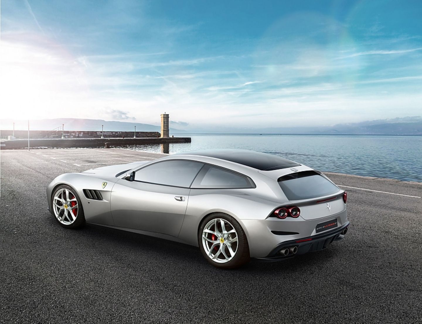 Ferrari GTC4 Lusso T - der Achtzylinder muss ohne Allradantrieb auskommen