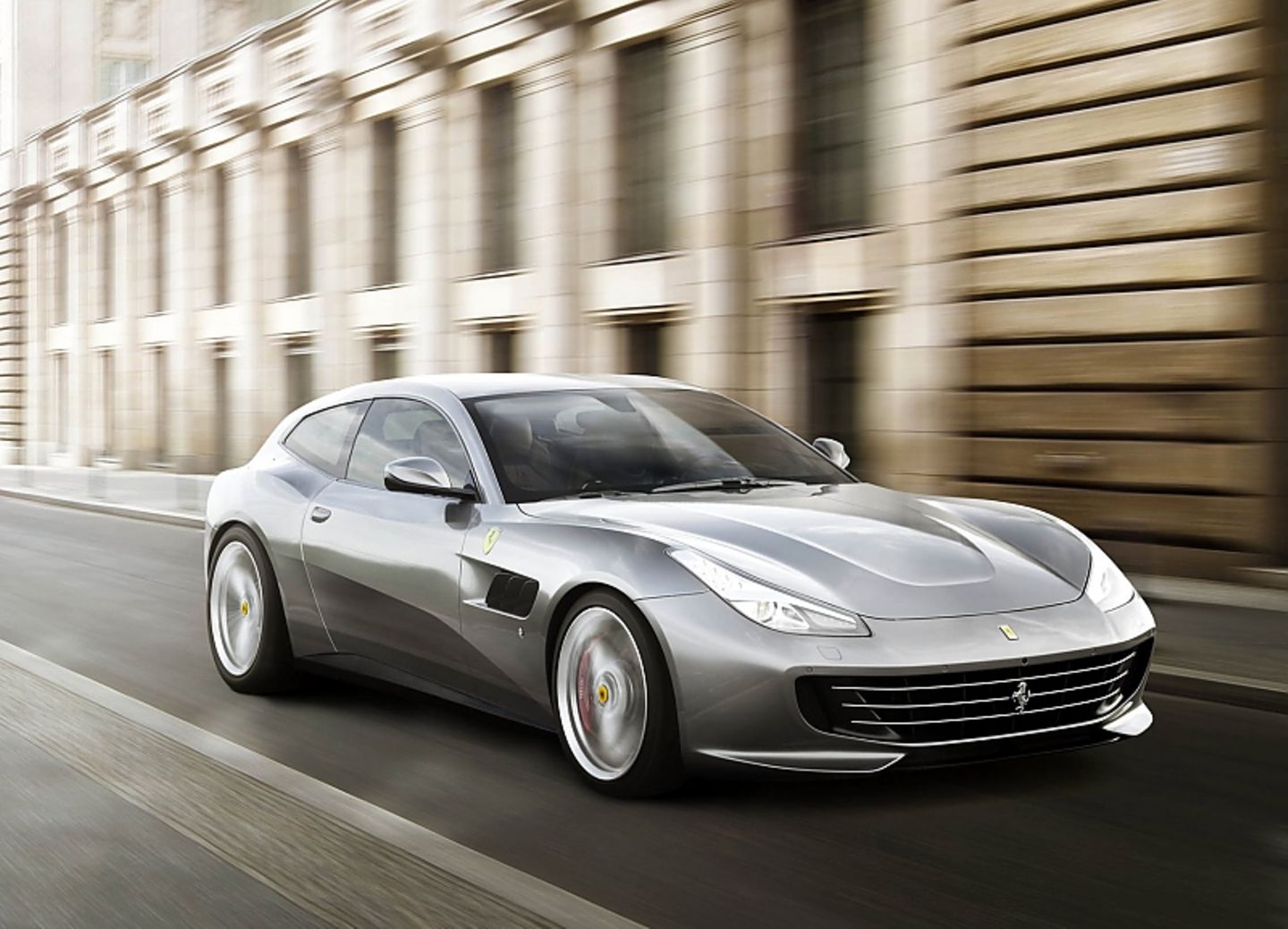Ferrari GTC4 Lusso T