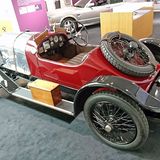 Platz bietet er für zwei Personen.