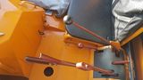 Unimog Baureihe 401 von 1952 - hier werden Allradantrieb und Untersetzungen zugeschaltet