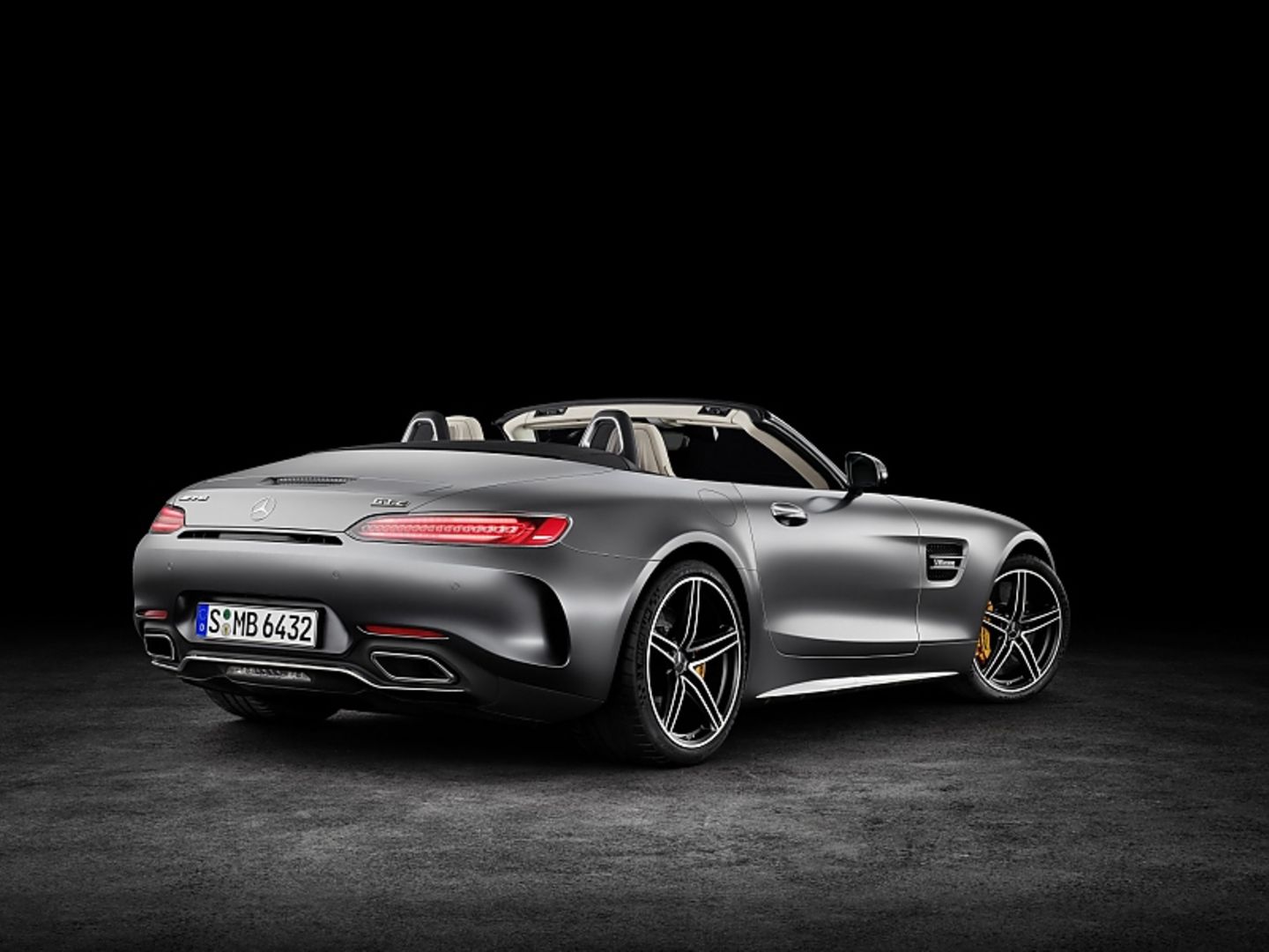 Mercedes AMG GT Roadster