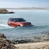 Bis zu 90 Zentimeter tiefe Wasserdurchfahrten schafft er.