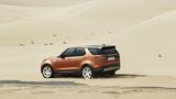 2.500 Liter Gepäck passen in den neuen Land Rover Discovery 5 hinein.