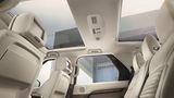 Ein lichtdurchfluteter Innenraum sorgt für entspanntes Fahren im neuen Land Rover Discovery 5.
