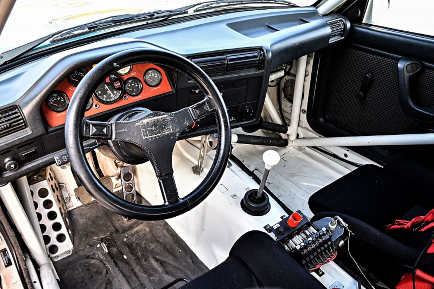Puristisches Cockpit