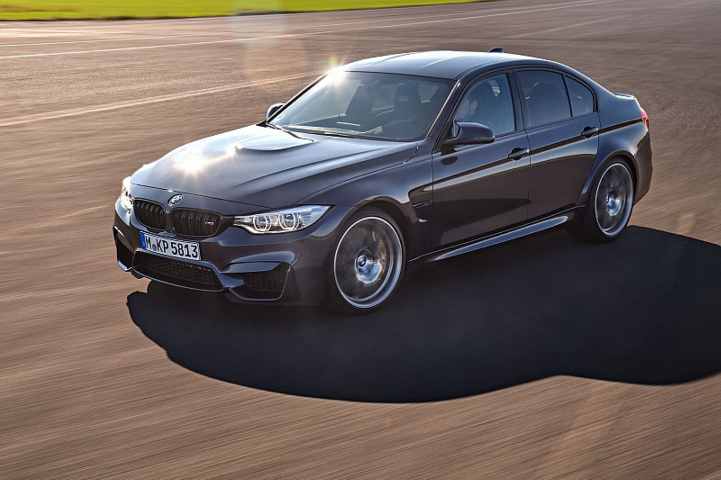 Der BMW M3 Edition 30 ist 4.67 Meter lang