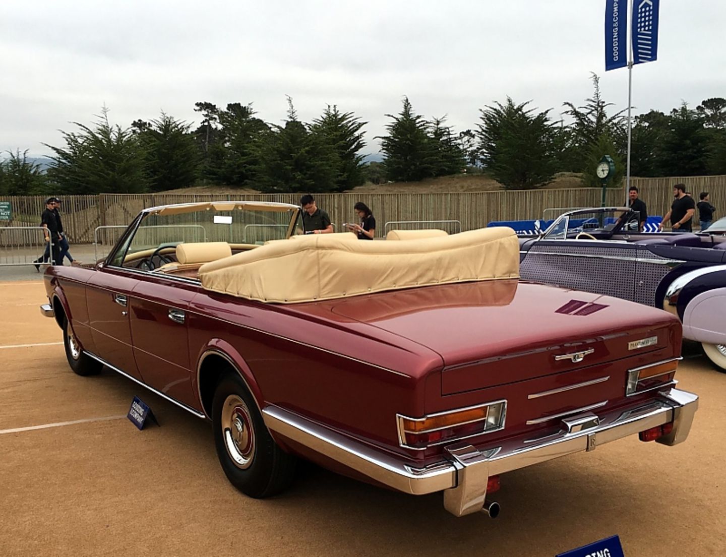 Rolls Royce Phantom VI Four-Door Cabriolet von 1971 Rolls Royce Phantom VI Four-Door Cabriolet von 1971