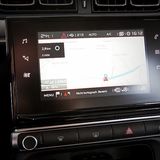 Der Navi-Bildschirm des Citroen C3 PureTech 82