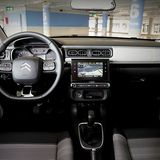Das aufgeräumte Cockpit des Citroen C3 PureTech 82