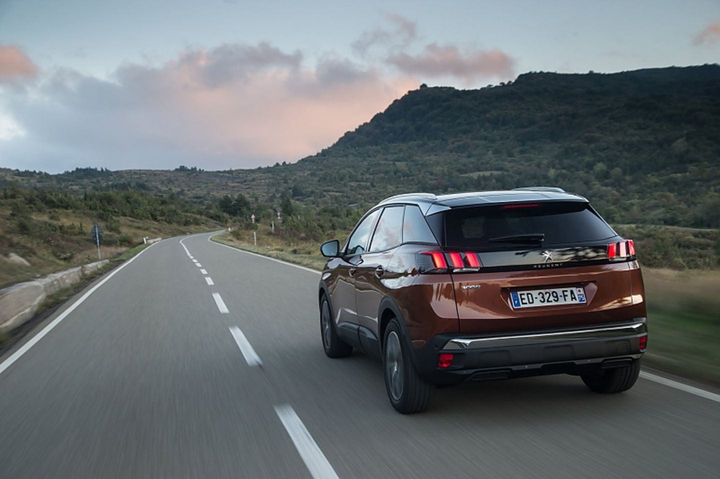 Peugeot 3008 Blue HDI 180 - der Normverbrauch liegt bei knapp fünf Litern