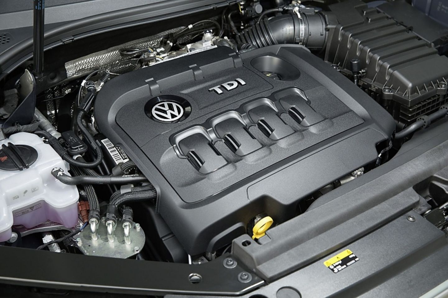 Der Vierzylinder-Diesel ist im kalten Zustand knurrig