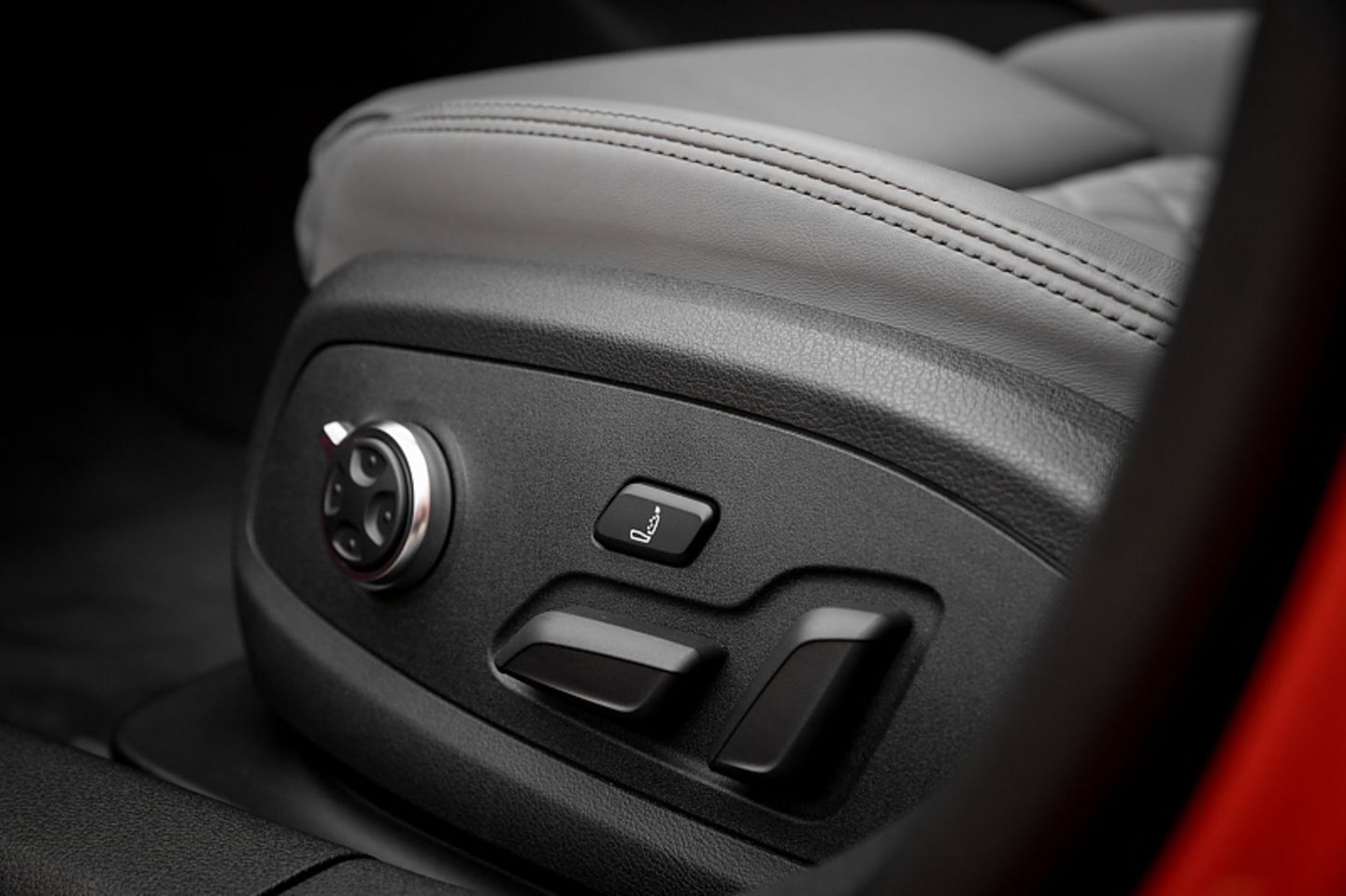 Audi S5 Sportback - elektrisch und auf Wunsch mit Massagefunktion