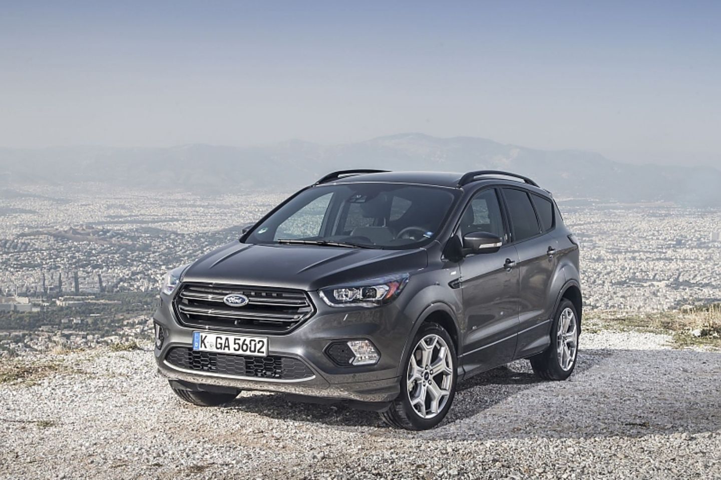 Der Ford Kuga will dem VW Tiguan Käufer abjagen