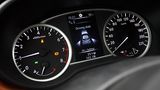 Nissan Micra 2017 0.9 i-GT - etwas blasse Instrumente