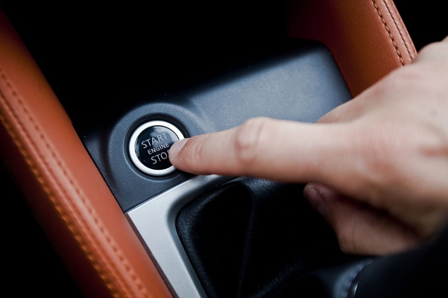 Nissan Micra 2017 0.9 i-GT - gestartet wird per Knopf