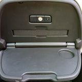 Hier können Kinder dank Lampe auch am Abend noch malen.