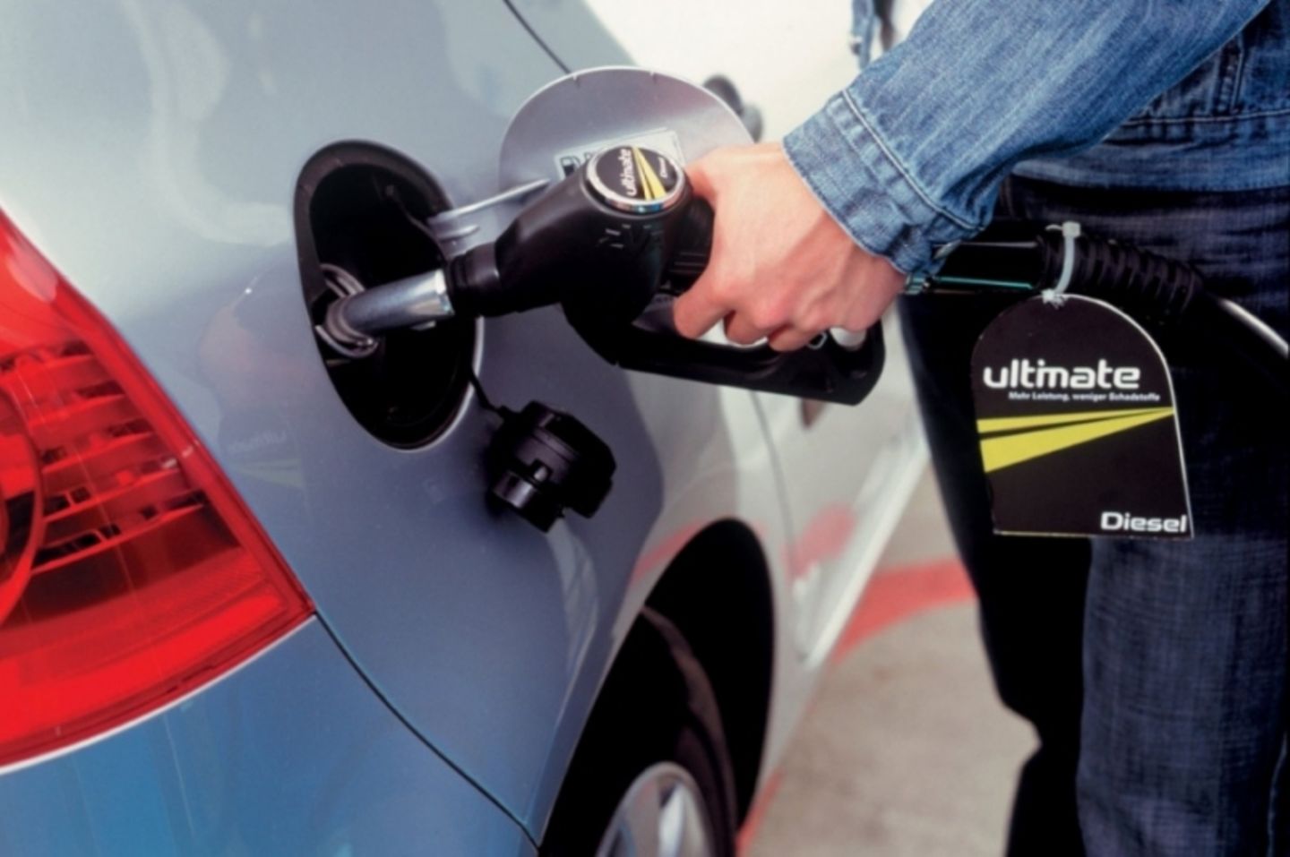 So günstig das Tanken von Diesel auch ist. Bei Fahrverboten hilft das auch nicht mehr.